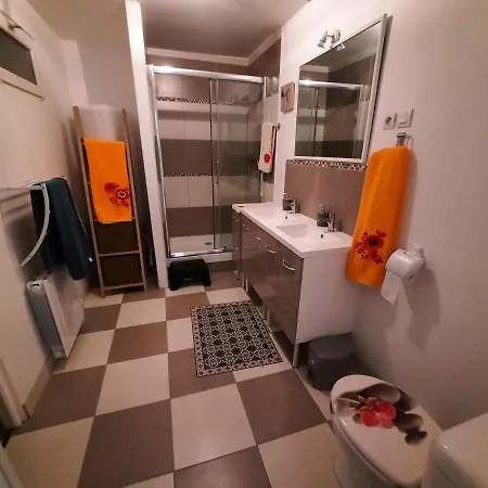 D'hautevesnes Hautevesnes